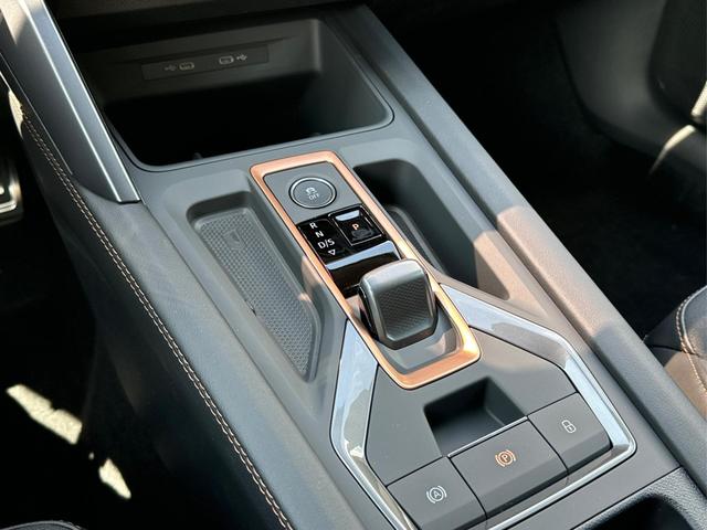Cupra / Leon Sportstourer / Schwarz / / / ST FACELIFT+VOLL-LED+ACC+SHZ+PDC