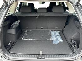 Skoda Kodiaq Selection NAVI+19''ALU+ACC+KAMERA+el.HECKKL. 