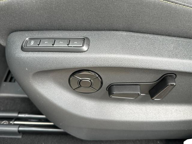 Skoda / Kodiaq / Weiß / / / DSG+NAVI+19'' ALU+ACC+KAMERA