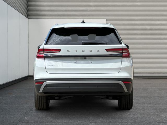 Skoda / Kodiaq / Weiß / / / DSG+NAVI+19'' ALU+ACC+KAMERA