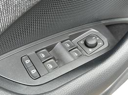 Skoda Kodiaq Selection AHK+NAVI+19''ALU+ACC+KAMERA+el.HECKKL. 