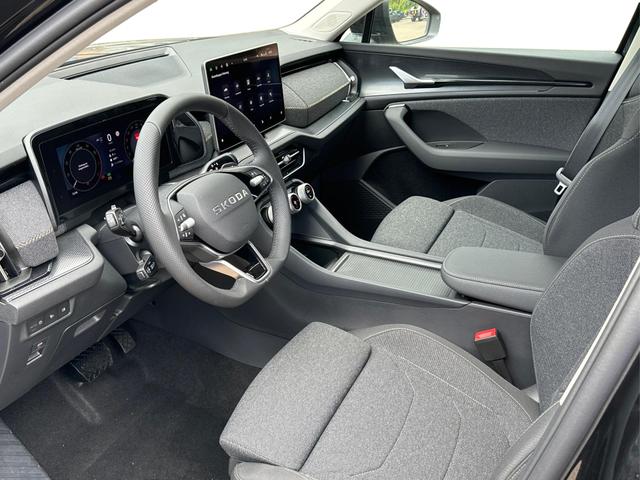 Skoda / Kodiaq / Schwarz / / / DSG+NAVI+19'' ALU+ACC+KAMERA