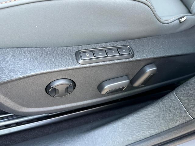 Cupra / Formentor / Grau / / / 4Drive BREMBO+MATRIX+NAVI+SENNHEISER, Beispielbilder, ggf. teilweise mit Sonderausstattung