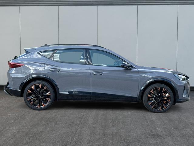 Cupra / Formentor / Grau / / / 4Drive BREMBO+MATRIX+NAVI+SENNHEISER, Beispielbilder, ggf. teilweise mit Sonderausstattung