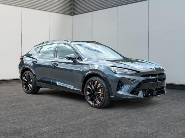 Cupra / Formentor / Grau / / / 4Drive BREMBO+MATRIX+NAVI+SENNHEISER, Beispielbilder, ggf. teilweise mit Sonderausstattung