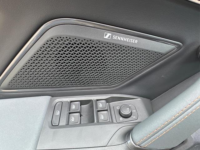 Cupra / Formentor / Grau / / / 4Drive BREMBO+MATRIX+NAVI+SENNHEISER, Beispielbilder, ggf. teilweise mit Sonderausstattung
