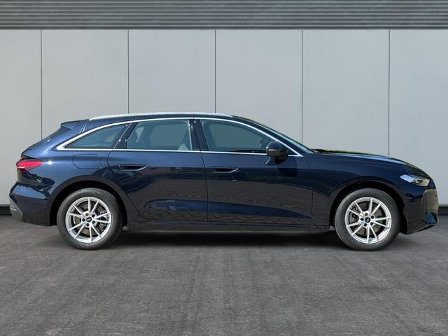 Audi / A5 Avant / / / / AHK+KAMERA+EL. HECKKL.+NAVI+SHZ+17 LM