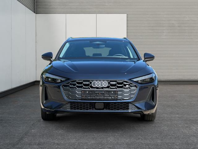 Audi / A5 Avant / / / / AHK+KAMERA+EL. HECKKL.+NAVI+SHZ+17 LM