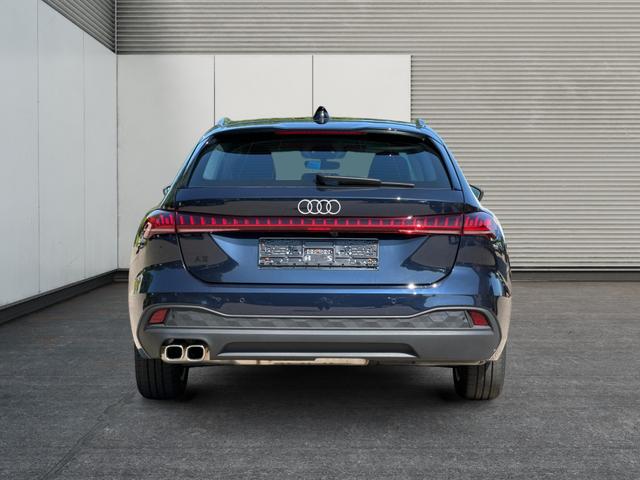 Audi / A5 Avant / / / / AHK+KAMERA+EL. HECKKL.+NAVI+SHZ+17 LM
