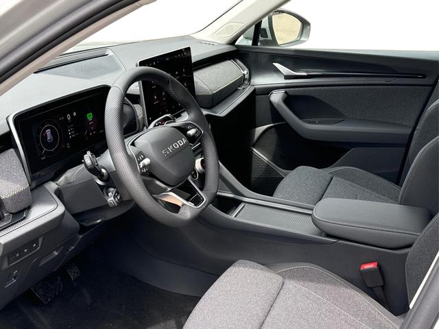 Skoda / Kodiaq / Grau / / / 4WD+DSG+NAVI+19'' ALU+ACC+KAMERA