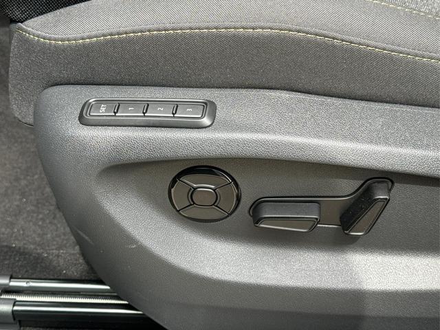 Skoda / Kodiaq / Grau / / / 4WD+DSG+NAVI+19'' ALU+ACC+KAMERA