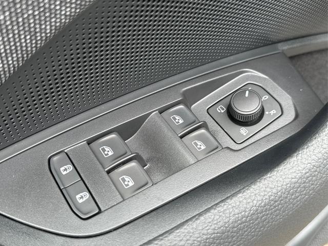 Skoda / Kodiaq / Grau / / / 4WD+DSG+NAVI+19'' ALU+ACC+KAMERA