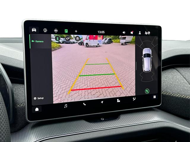 Skoda / Kodiaq / Silber / / / 4WD+DSG+NAVI+19'' ALU+ACC+KAMERA