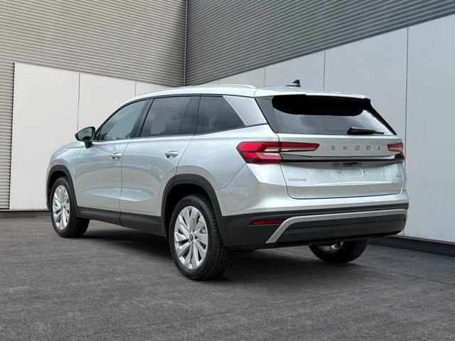 Skoda / Kodiaq / Silber / / / 4WD+DSG+NAVI+19'' ALU+ACC+KAMERA
