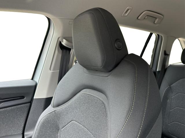 Skoda / Kodiaq / Silber / / / 4WD+DSG+NAVI+19'' ALU+ACC+KAMERA