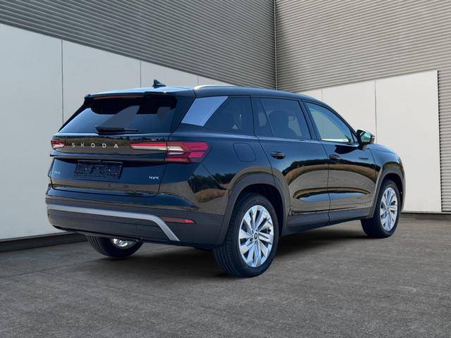 Skoda / Kodiaq / Schwarz / / / 4WD+AHK+NAVI+19''ALU+ACC+KAMERA+MEMORY+KESSY