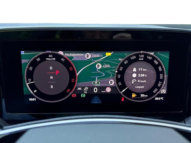 Skoda / Kodiaq / Schwarz / / / 4WD+AHK+NAVI+19''ALU+ACC+KAMERA+MEMORY+KESSY