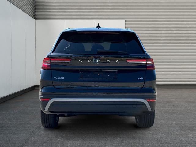 Skoda / Kodiaq / Schwarz / / / 4WD+AHK+NAVI+19''ALU+ACC+KAMERA+MEMORY+KESSY
