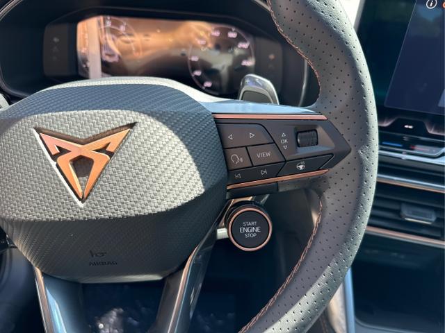 Cupra / Formentor / Schwarz / / / 4Drive KAMERA+EL. HECK.+VOLL-LED+ACC