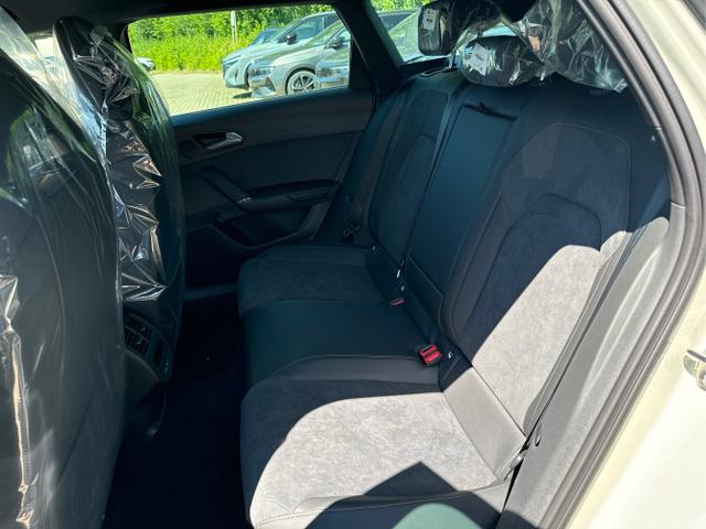 Cupra / Leon Sportstourer / Grau / / / ST FACELIFT+KAMERA+EL. HECKKL.+ACC+19 ALU