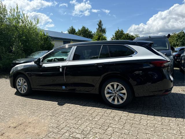 Skoda / Superb Combi / / / / DSG+4WD+AHK+NAVI+EL. HECKKL.+SHZ V+H