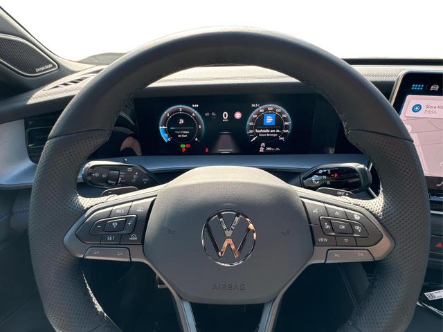 Volkswagen / Tayron / Grau / / / 7 SITZE+PANO+NAVI+ACC+KAMERA+EL. HECKKL.