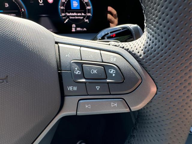 Volkswagen / Tayron / Grau / / / 7 SITZE+PANO+NAVI+ACC+KAMERA+EL. HECKKL.