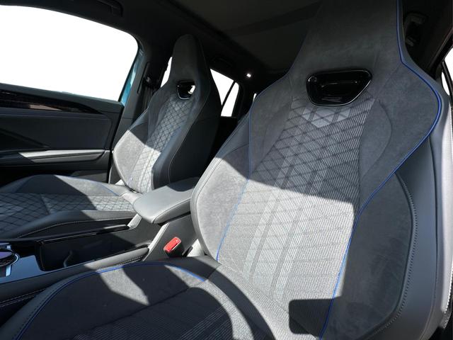 Volkswagen / Tayron / Blau / / / 7 SITZE+PANO+NAVI+ACC+KAMERA+EL. HECKKL.