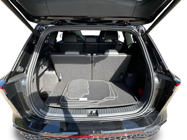 Volkswagen / Tayron / Schwarz / / / 7 SITZE+PANO+NAVI+ACC+KAMERA+EL.HECKKL.
