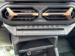 Dacia Duster Extreme 4x4+KAMERA+PDC+KLIMA+SHZ+BLIS 