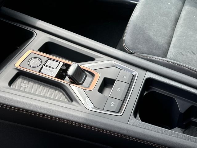 Cupra / Formentor / Schwarz / / / 4Drive KAMERA+EL. HECK.+VOLL-LED+ACC