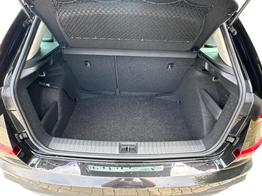 Skoda Kamiq Selection 1,0 TSI DSG+ACC+SHZ+RFK+PDC+KESSY+SUNSET 