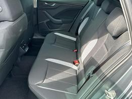 Skoda Kamiq Selection DSG+ACC+SHZ+RFK+PDC+KESSY+SUNSET 