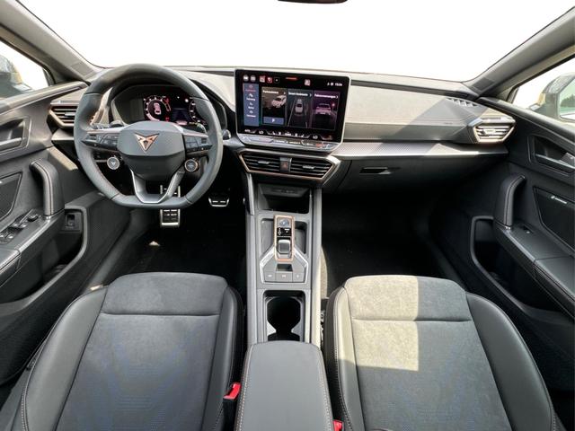 Cupra / Leon Sportstourer / Grau / / / ST FACELIFT+KAMERA+EL. HECKKL.+ACC+19 ALU
