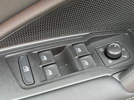 Volkswagen Tiguan R-Line SOUND+20"ALU+MATRIX+MASSAGE+ACC+KAMERA+2J.GARANTIE 