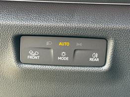 Volkswagen Tiguan R-Line SOUND+20"ALU+MATRIX+MASSAGE+ACC+KAMERA+2J.GARANTIE 