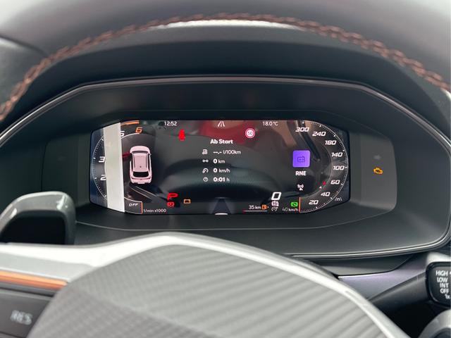 Cupra / Leon Sportstourer / Grau / / / ST DSG+AHK+NAVI+KAMERA+EL. HECKKL., Beispielbilder, ggf. teilweise mit Sonderausstattung