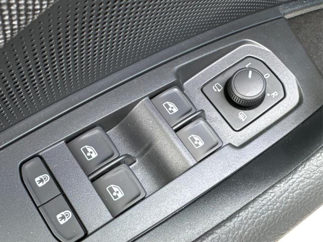 Skoda / Kodiaq / Silber / / / DSG+AHK+EL. HECKKL.+NAVI+ACC+KAMERA+19 LM, Beispielbilder, ggf. teilweise mit Sonderausstattung