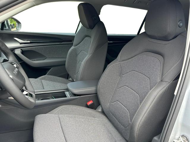 Skoda / Kodiaq / Silber / / / DSG+AHK+EL. HECKKL.+NAVI+ACC+KAMERA+19 LM, Beispielbilder, ggf. teilweise mit Sonderausstattung