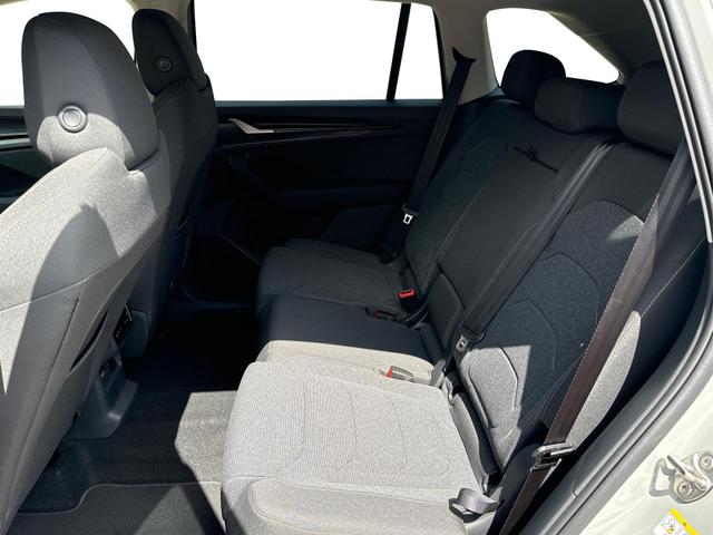 Skoda / Kodiaq / Grau / / / DSG+MATRIX+AHK+EL. HECKKL.+NAVI+ACC+KAMERA+19 LM, Beispielbilder, ggf. teilweise mit Sonderausstattung