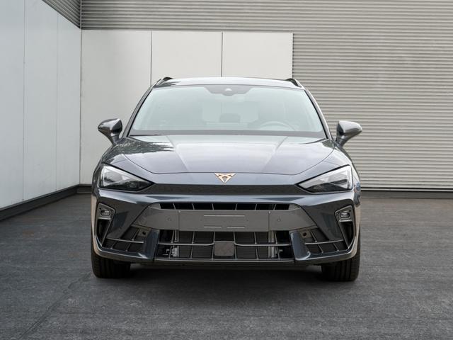 Cupra / Leon Sportstourer / Grau / / / ST DSG+AHK+NAVI+KAMERA+EL. HECKKL., Beispielbilder, ggf. teilweise mit Sonderausstattung