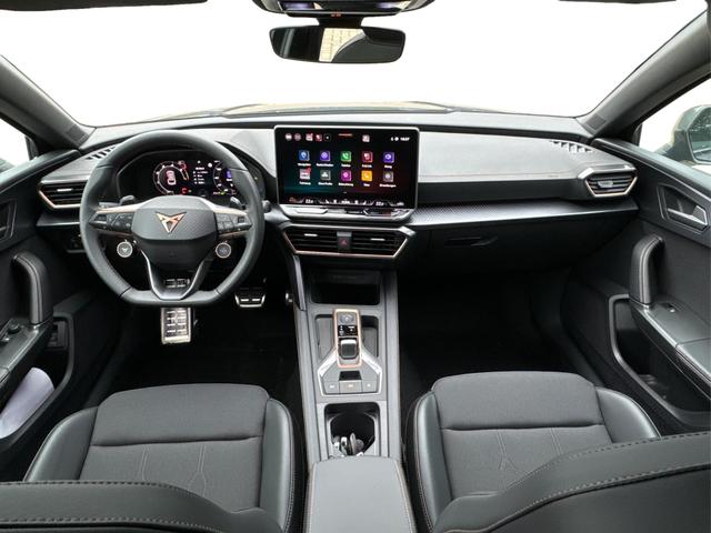 Cupra / Leon Sportstourer / Grau / / / ST DSG+AHK+NAVI+KAMERA+EL. HECKKL., Beispielbilder, ggf. teilweise mit Sonderausstattung