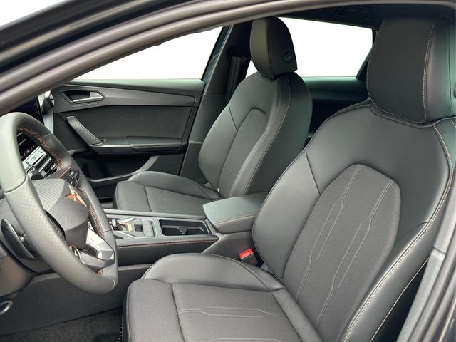 Cupra / Leon Sportstourer / Grau / / / ST DSG+AHK+NAVI+KAMERA+EL. HECKKL., Beispielbilder, ggf. teilweise mit Sonderausstattung