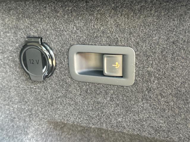 Skoda / Kodiaq / Grau / / / DSG+AHK+EL. HECKKL.+NAVI+ACC+KAMERA+19 LM