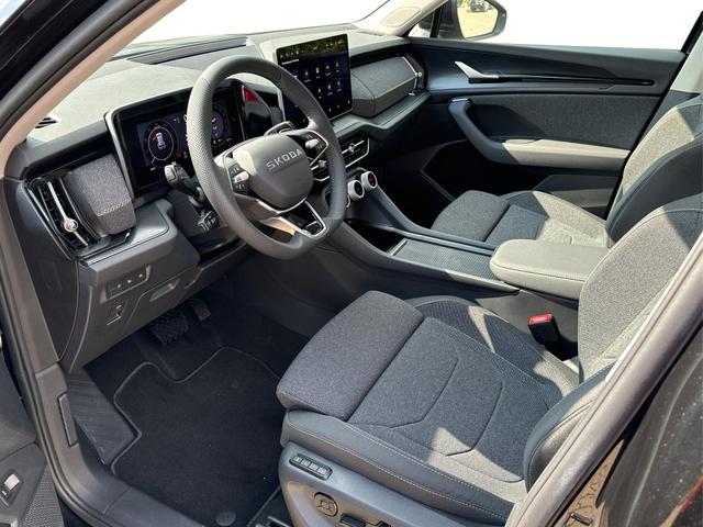 Skoda / Kodiaq / Schwarz / / / DSG+AHK+EL. HECKKL.+NAVI+ACC+KAMERA+19 LM
