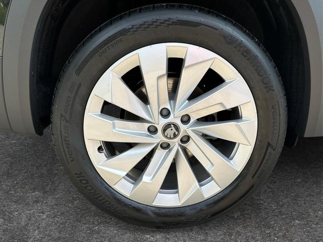 Skoda / Kodiaq / Schwarz / / / DSG+AHK+EL. HECKKL.+NAVI+ACC+KAMERA+19 LM