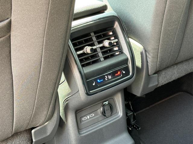 Skoda / Kodiaq / Schwarz / / / DSG+AHK+EL. HECKKL.+NAVI+ACC+KAMERA+19 LM