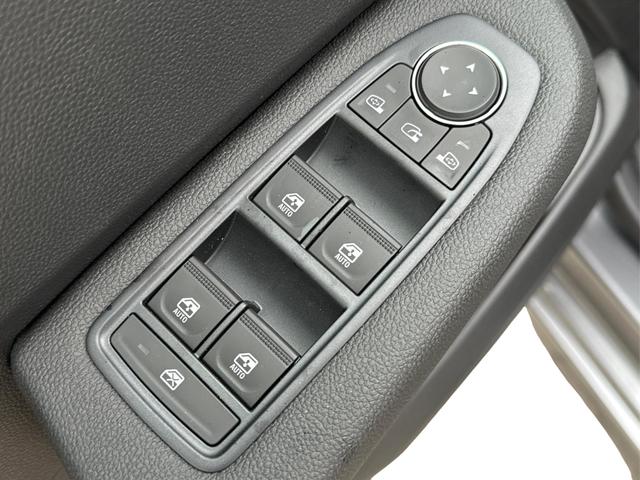 Renault / Clio / Grau / / / KAMERA+SHZ+APP+KEYLESS+LED+KLIMA