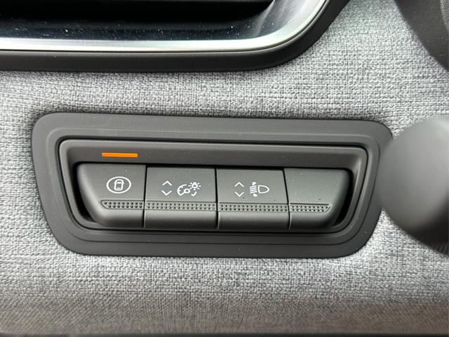 Renault / Clio / Grau / / / KAMERA+SHZ+APP+KEYLESS+LED+KLIMA
