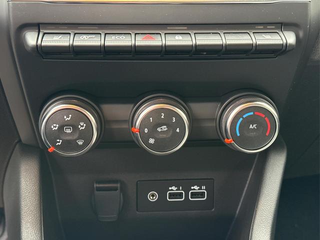 Renault / Clio / Grau / / / KAMERA+SHZ+APP+KEYLESS+LED+KLIMA